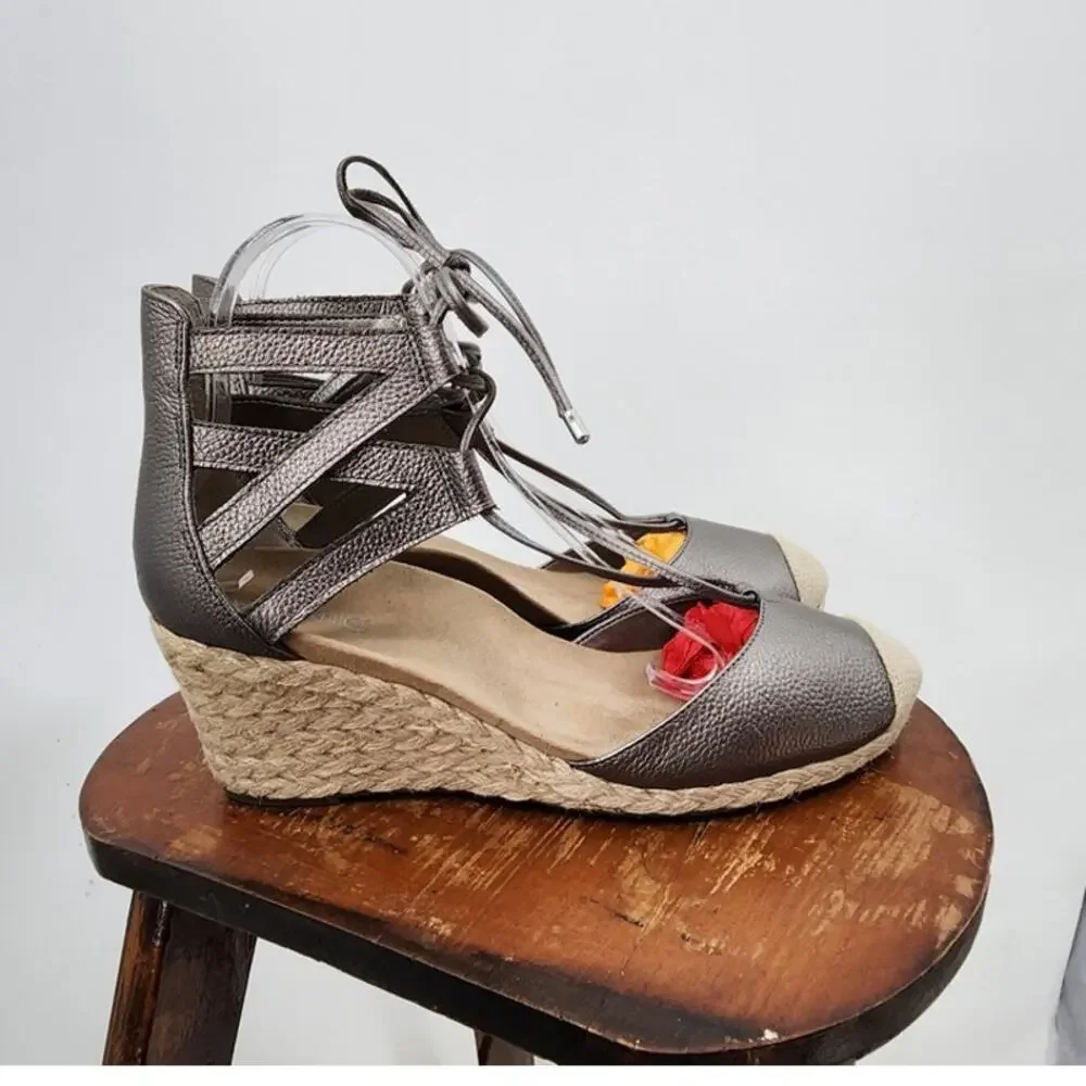 Women's Vionic Lace Up Espadrilles Silver Tan Cap Toe Size 10